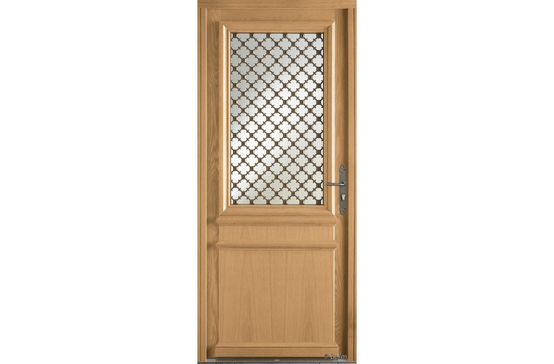 Porte d'entrée bois vitrée et grille décorative