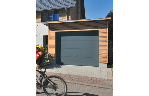 Porte de garage basculante simple paroi