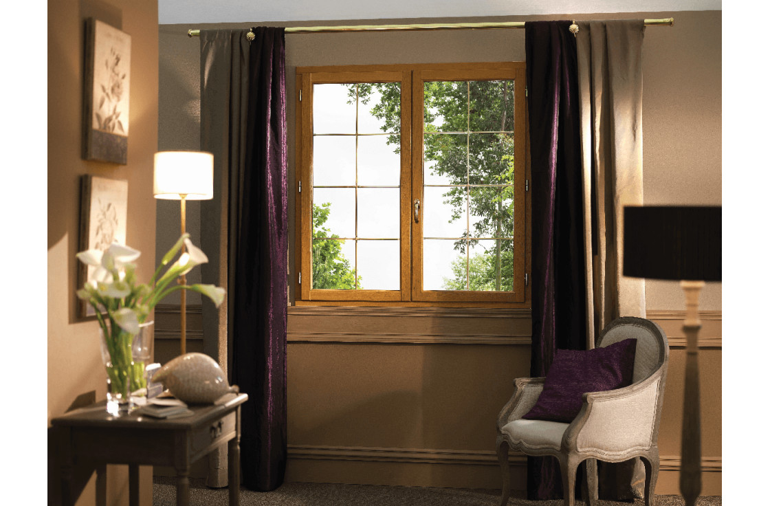 Fenêtre sur-mesure en bois Premium