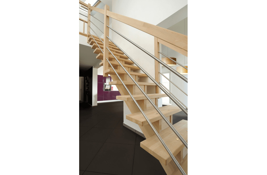 Escalier droit en bois et inox