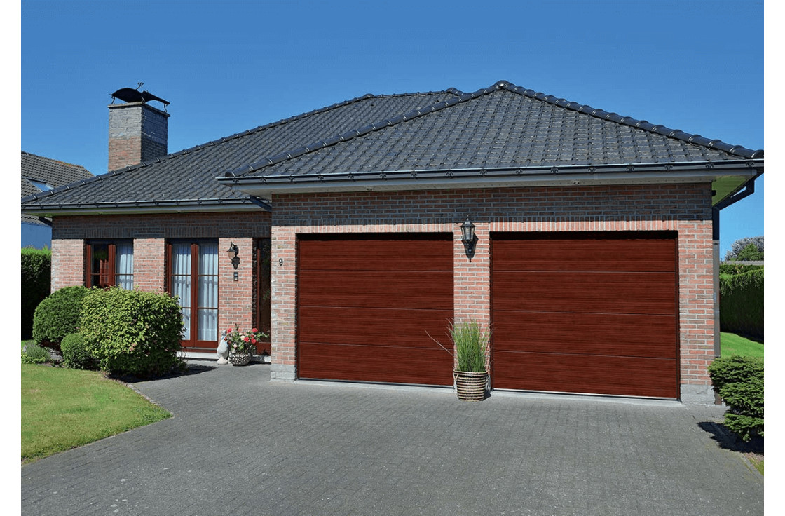 Porte de garage sectionnelle finition ton bois