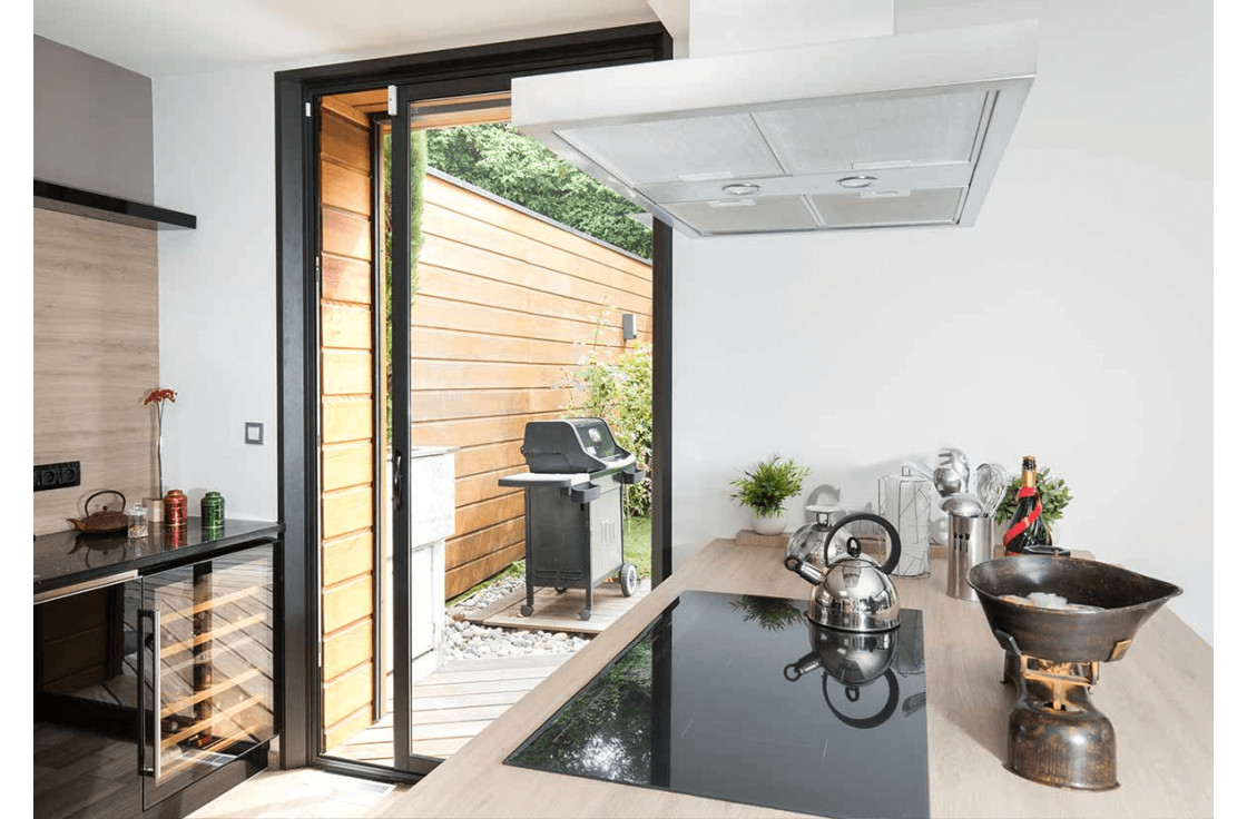 Baie vitrée aluminium noire