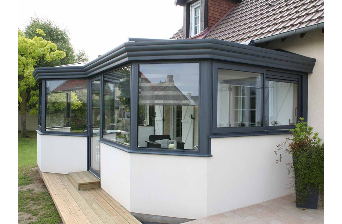 Véranda aluminium sur murets