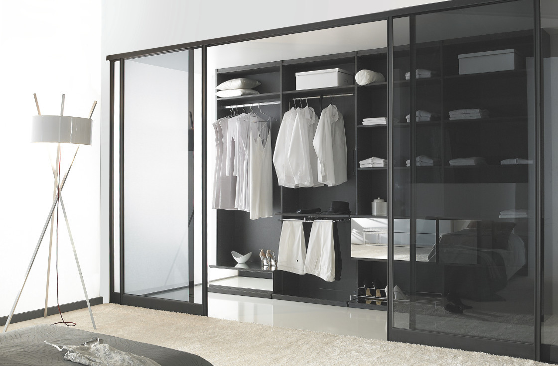 Dressing chambre parentale noir chic - Élégance et rangement sur mesure