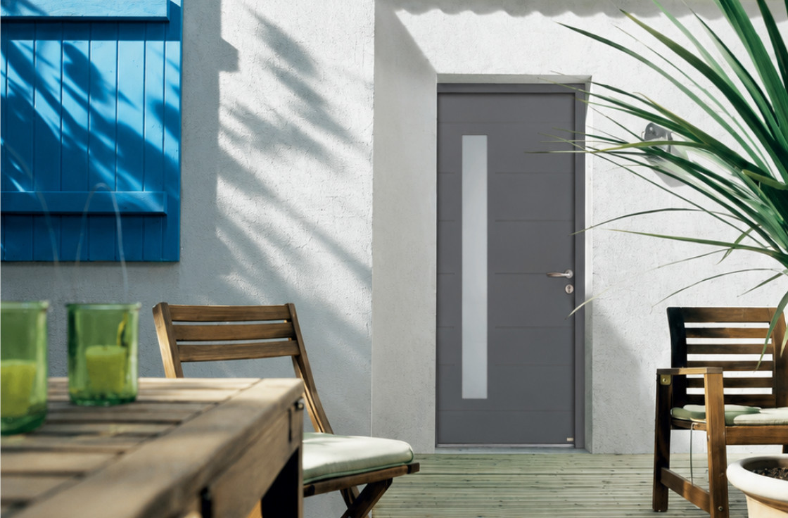 Porte d'entrée alu avec vitrage vertical