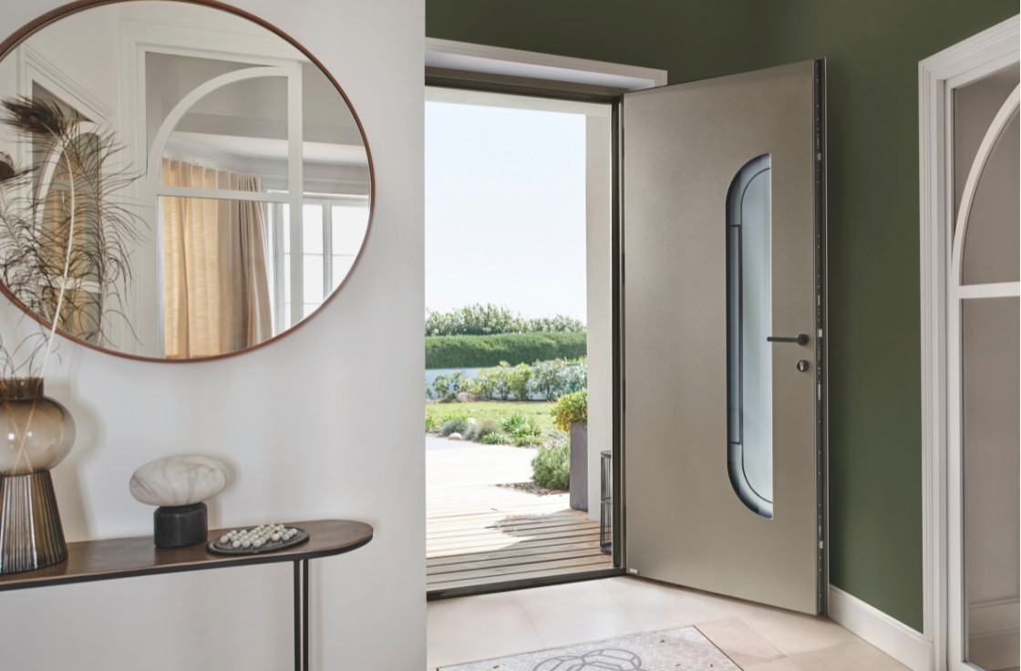 Porte d'entrée aluminium avec vitrage sérigraphié Art Déco