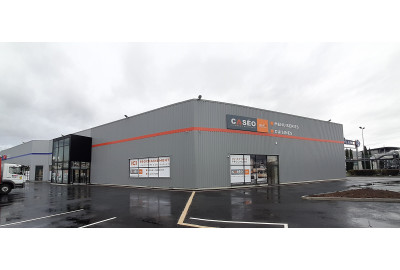 Magasin de menuiseries extérieures et intérieures à Vichy