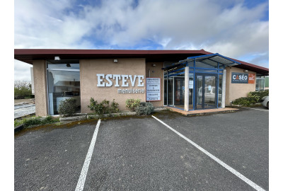 Magasin de menuiseries extérieures et intérieures à Castelnaudary